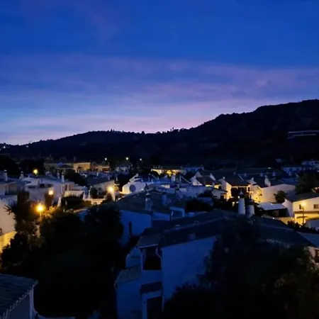 Seaview 100m From Апартаменты