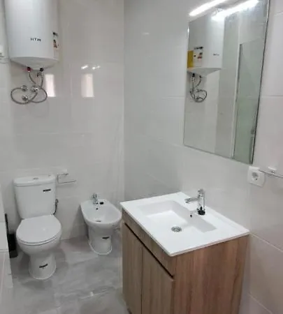 Seaview 100m From דירה Senhora da Luz